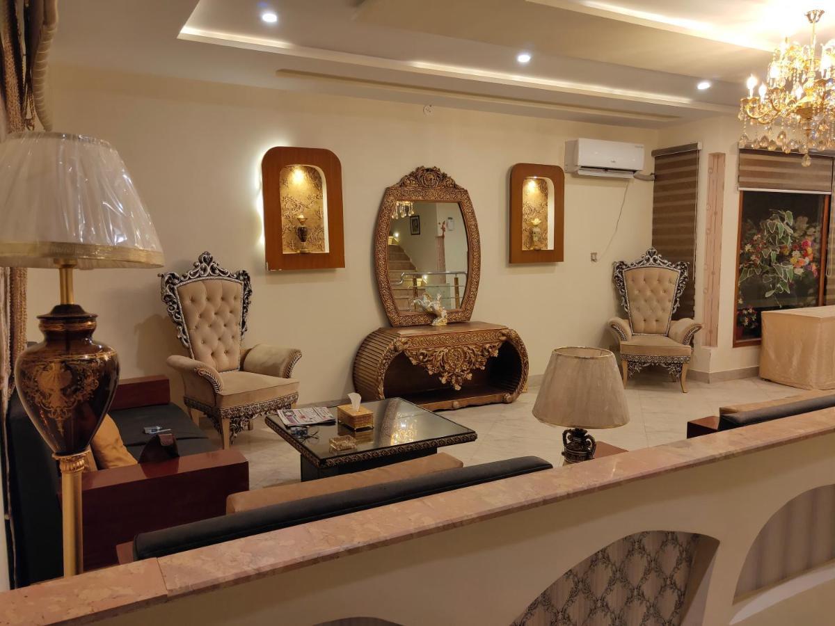 מולטאן Hotel S.R. Lounge מראה חיצוני תמונה