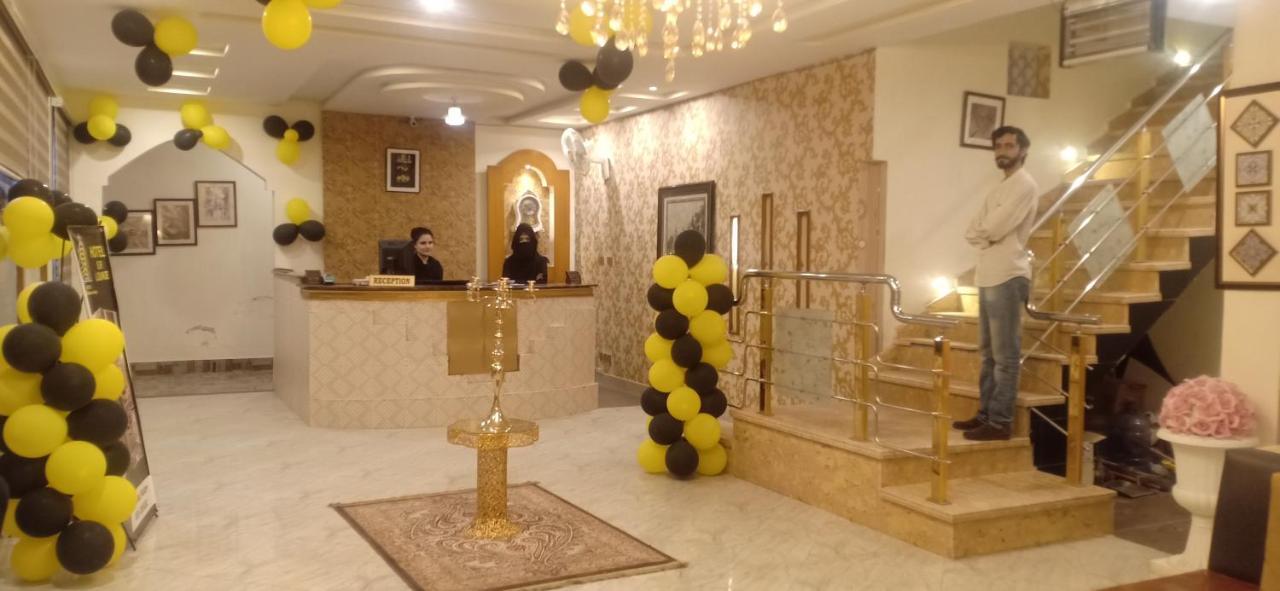 מולטאן Hotel S.R. Lounge מראה חיצוני תמונה