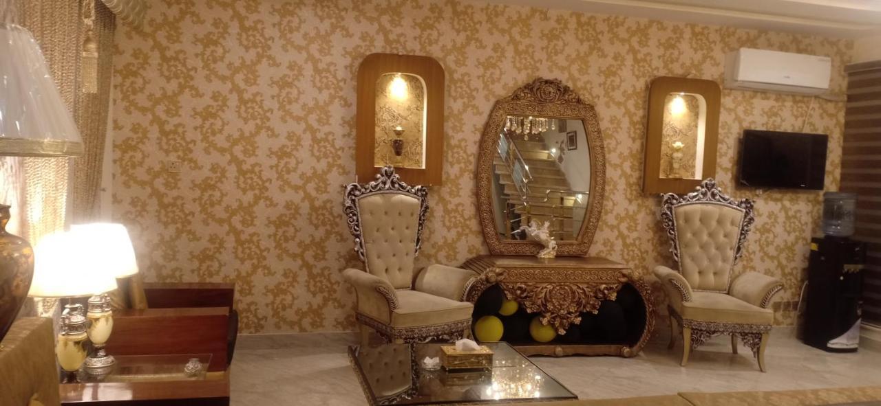 מולטאן Hotel S.R. Lounge מראה חיצוני תמונה