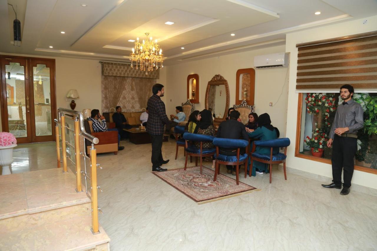 מולטאן Hotel S.R. Lounge מראה חיצוני תמונה